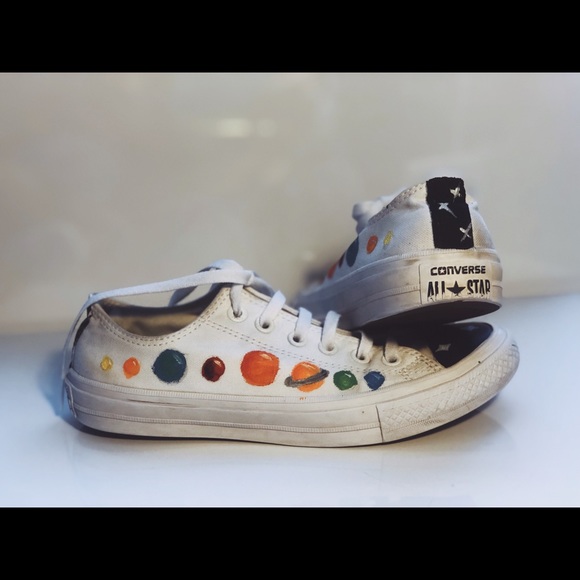 painted low top converse